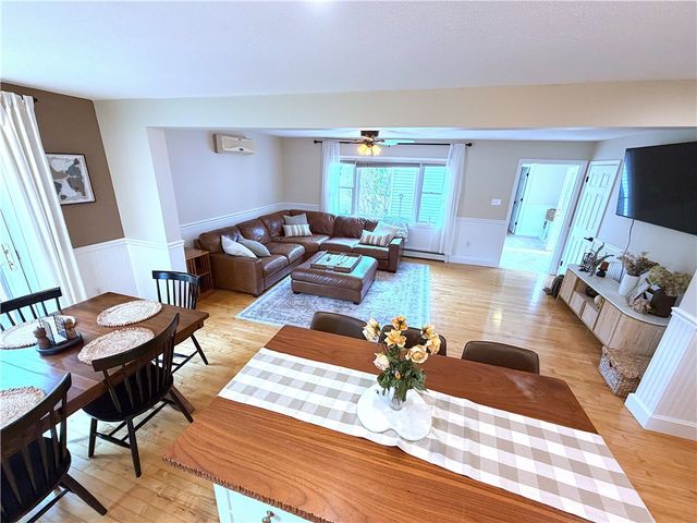 435 Allen Avenue, South Kingstown, RI 02879
