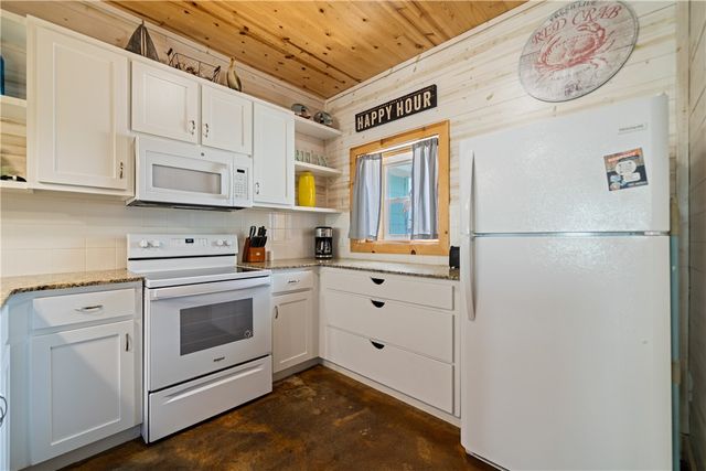 2120 S 11th St 602, Port Aransas, TX 78373