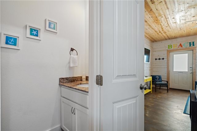2120 S 11th St 602, Port Aransas, TX 78373