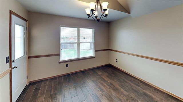 1420 SE 15th Street, Moore, OK 73160