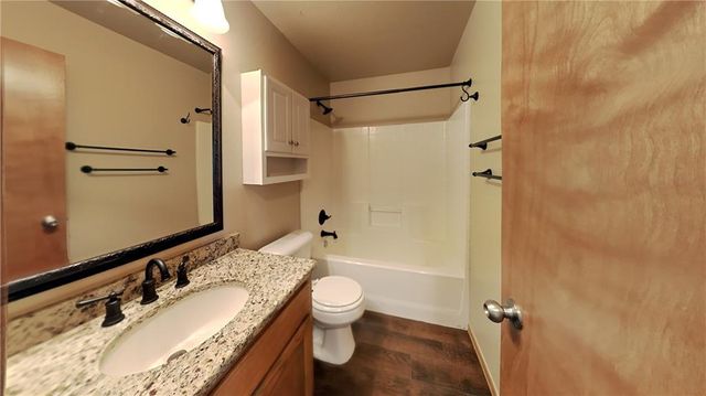 1420 SE 15th Street, Moore, OK 73160