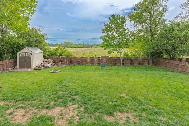 6553 Fountainhead Drive, Huber Heights, OH 45424