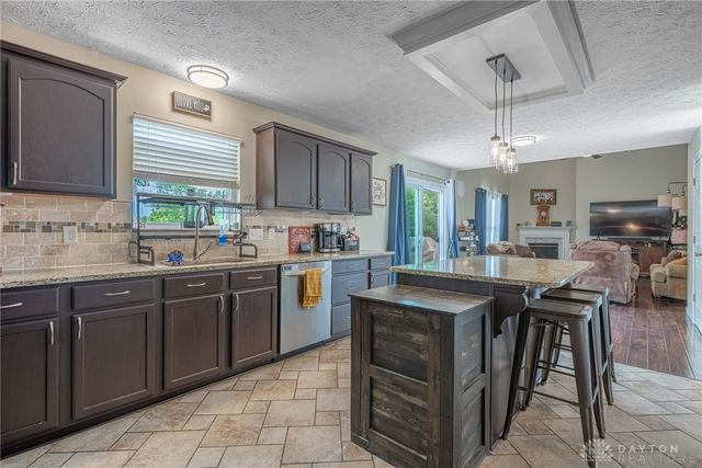 6553 Fountainhead Drive, Huber Heights, OH 45424