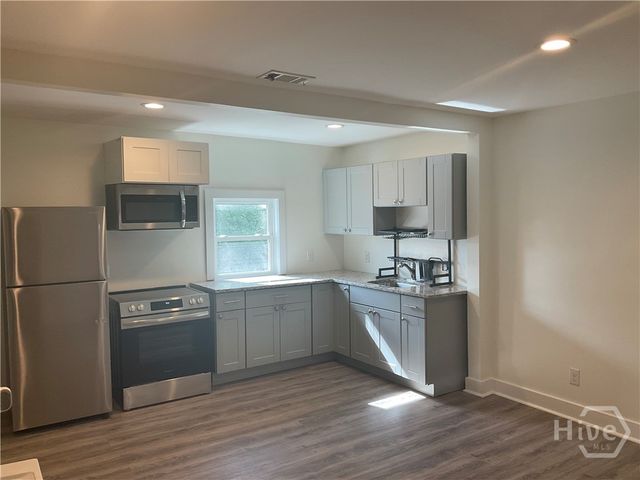 722 Waters Avenue B, Savannah, GA 31404