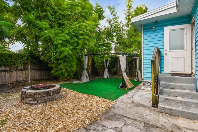 1610 N PIERCE STREET, Tampa, FL 33602