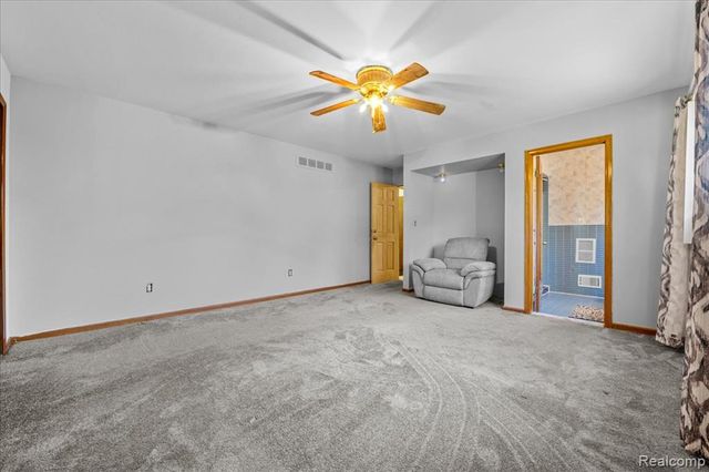27957 Tavistock Trail, Southfield, MI 48034