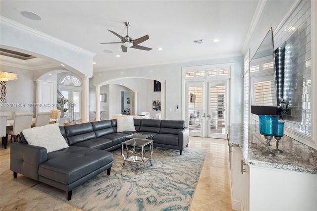 1008 Mandarin Isle, Fort Lauderdale, FL 33315