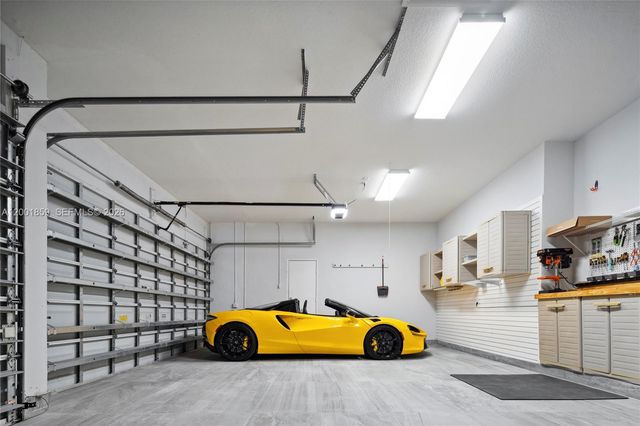 1008 Mandarin Isle, Fort Lauderdale, FL 33315