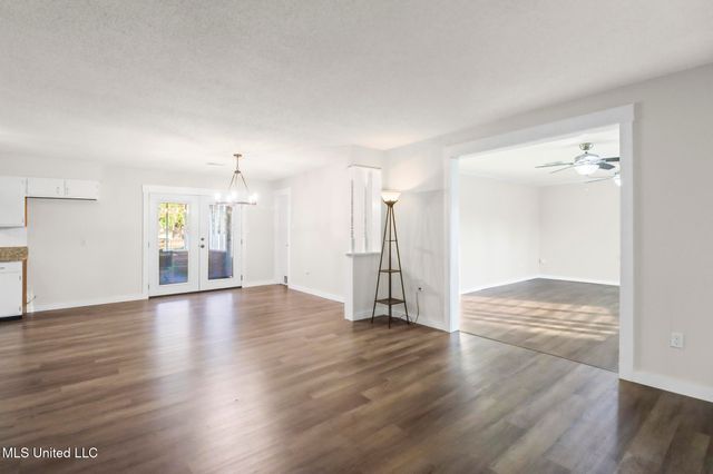 110 Jamaica Street, Long Beach, MS 39560