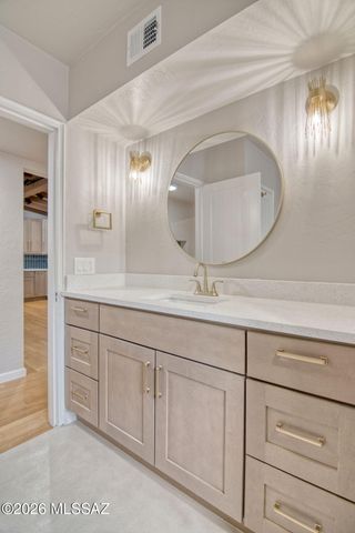 3910 E Calle De Jardin, Tucson, AZ 85711