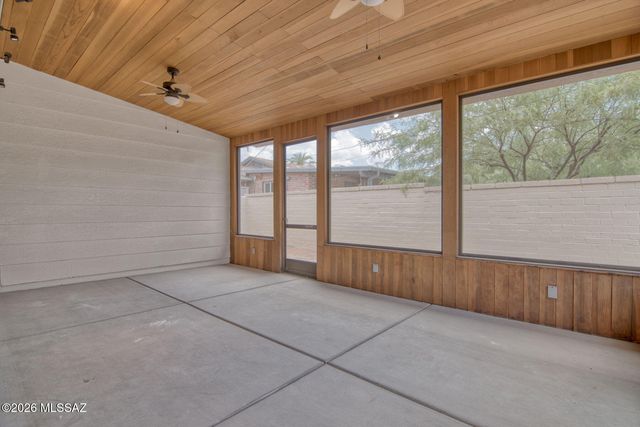 3910 E Calle De Jardin, Tucson, AZ 85711