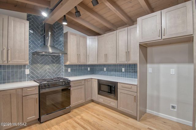 3910 E Calle De Jardin, Tucson, AZ 85711