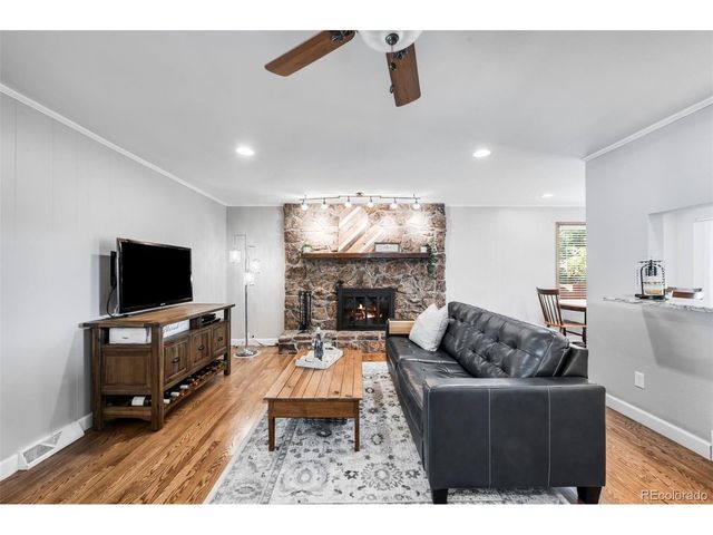 8128 S Yukon St, Littleton, CO 80128