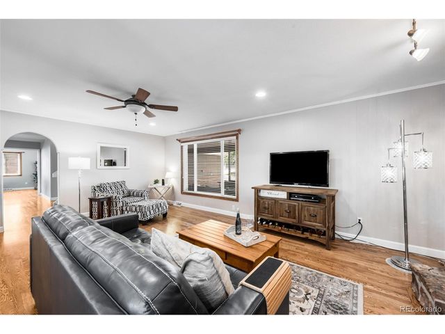 8128 S Yukon St, Littleton, CO 80128