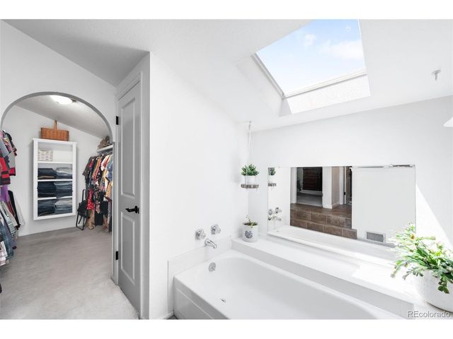 8128 S Yukon St, Littleton, CO 80128