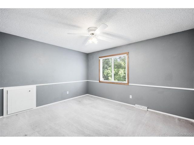 8128 S Yukon St, Littleton, CO 80128