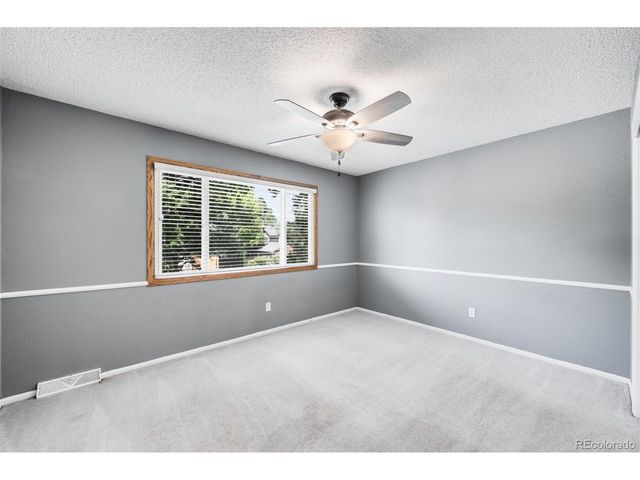 8128 S Yukon St, Littleton, CO 80128