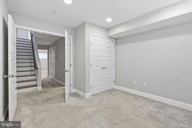 322 S CLINTON ST, Baltimore, MD 21224