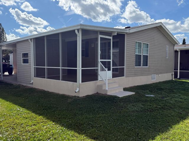 294 Kingfisher Avenue, Fort Pierce, FL 34982