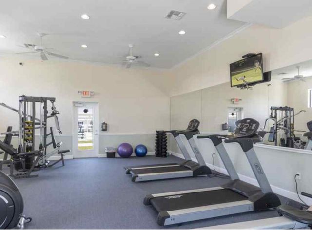 294 Kingfisher Avenue, Fort Pierce, FL 34982