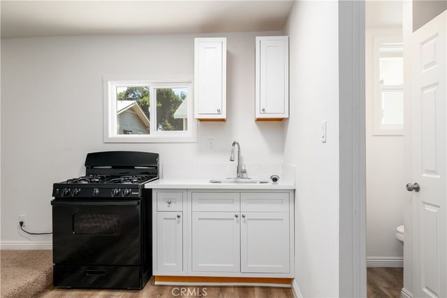 331 N Thompson, Hemet, CA 92543