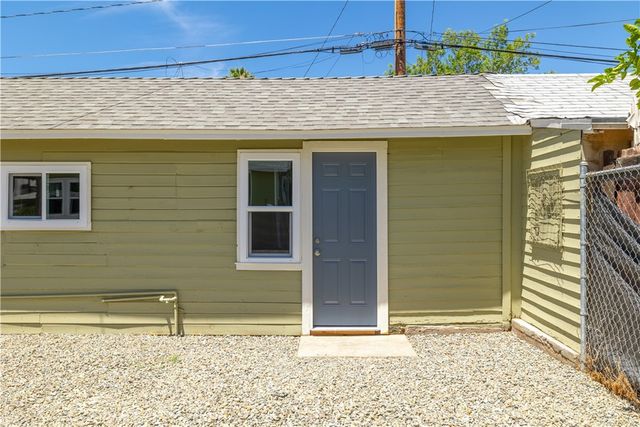 331 N Thompson, Hemet, CA 92543