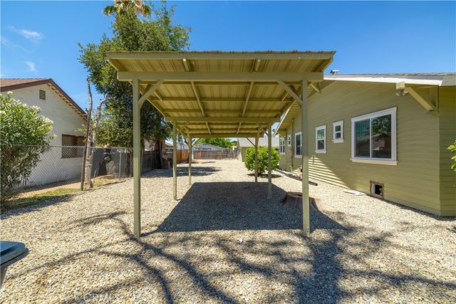 331 N Thompson, Hemet, CA 92543
