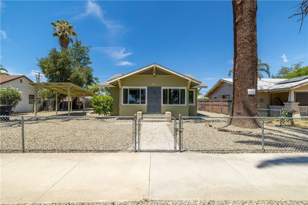 331 N Thompson, Hemet, CA 92543
