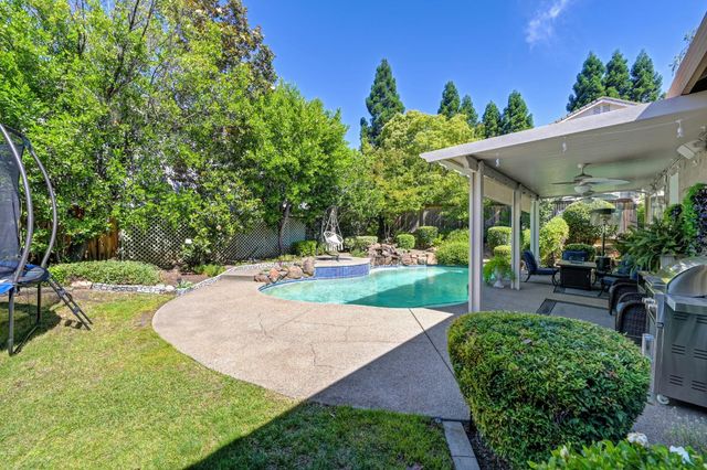 1712 Halifax Way, El Dorado Hills, CA 95762