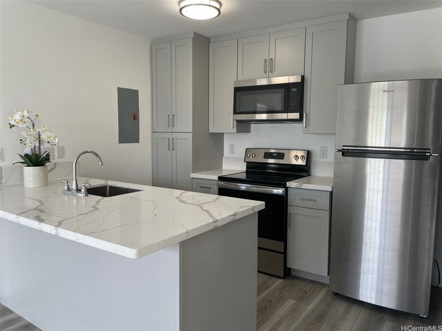 94-1081 Kepakepa Street K4, Waipahu, HI 96797