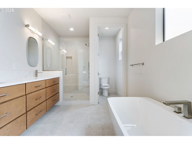 10723 Se 13TH Cir, Vancouver, WA 98664