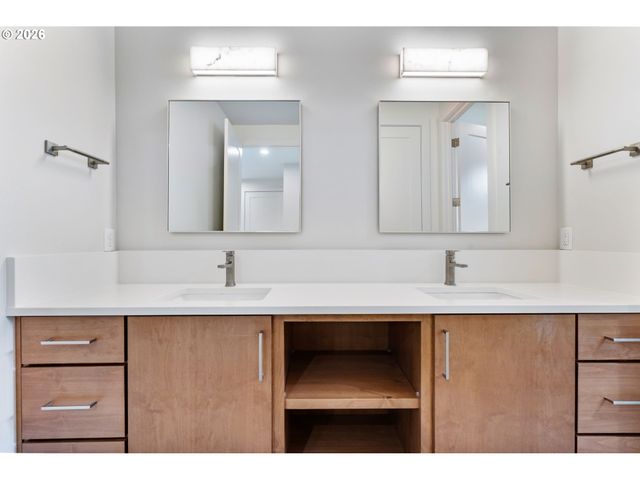 10723 Se 13TH Cir, Vancouver, WA 98664