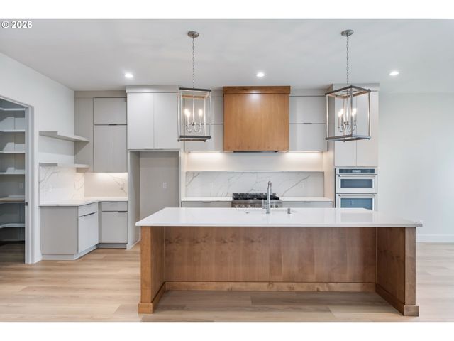 10723 Se 13TH Cir, Vancouver, WA 98664