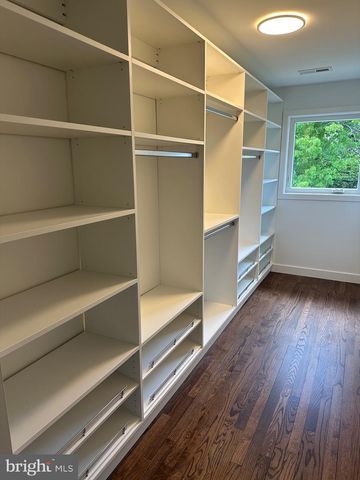713 WOODFIELD RD, Villanova, PA 19085