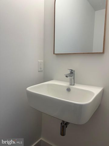 713 WOODFIELD RD, Villanova, PA 19085