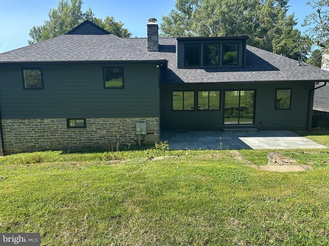 713 WOODFIELD RD, Villanova, PA 19085