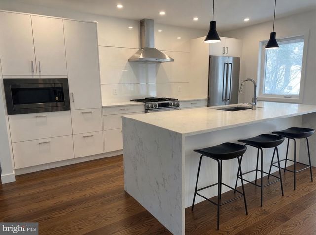 713 WOODFIELD RD, Villanova, PA 19085