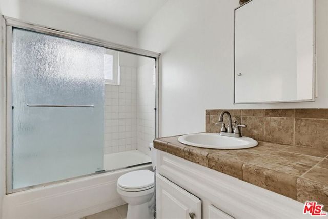 515 N Alfred Street 204, West Hollywood, CA 90048