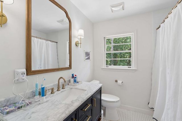 555 High Brook Drive, Sandy Springs, GA 30342