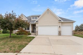 17 GREYSTONE Court, Le Claire, IA 52753
