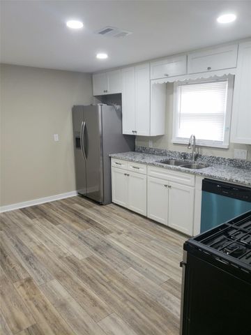 2506 Pearland Avenue, Pearland, TX 77581