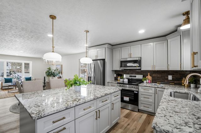 961 E College Avenue, Westerville, OH 43081