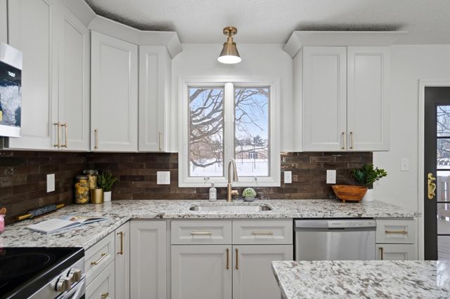 961 E College Avenue, Westerville, OH 43081