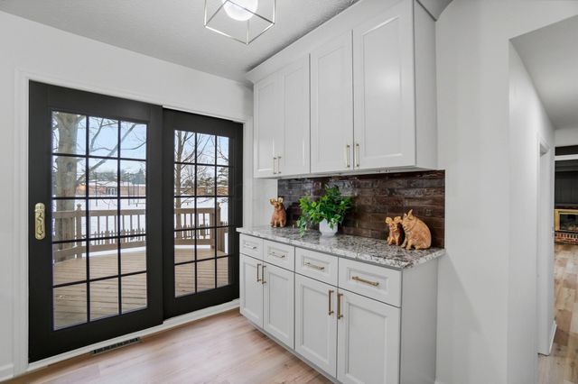 961 E College Avenue, Westerville, OH 43081