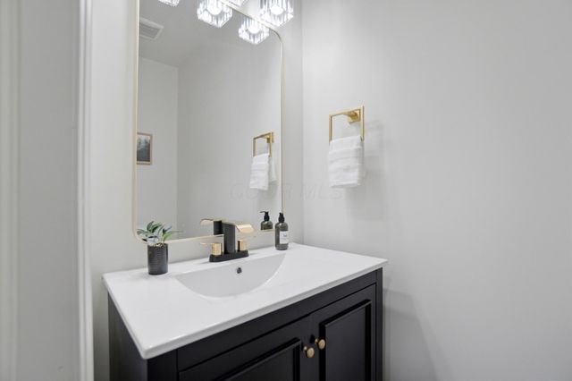 961 E College Avenue, Westerville, OH 43081