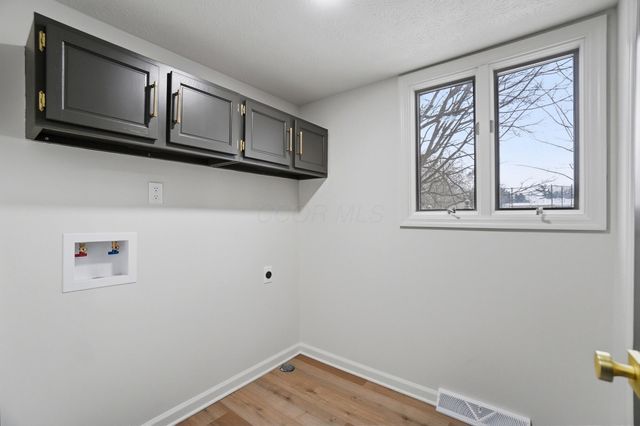 961 E College Avenue, Westerville, OH 43081