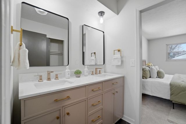 961 E College Avenue, Westerville, OH 43081