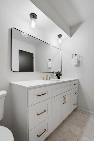 961 E College Avenue, Westerville, OH 43081