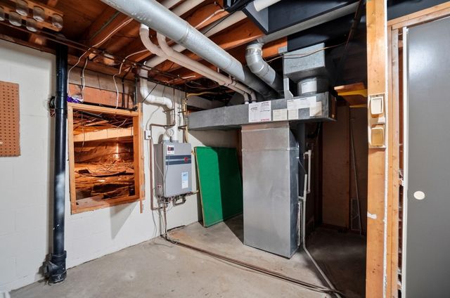 961 E College Avenue, Westerville, OH 43081