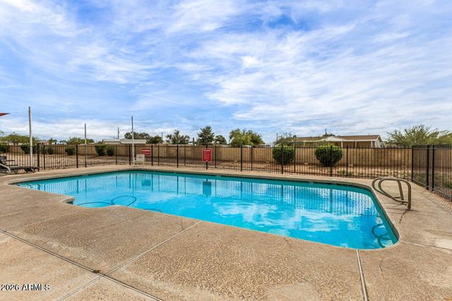 1770 N VALLEY Drive 41, Apache Junction, AZ 85120